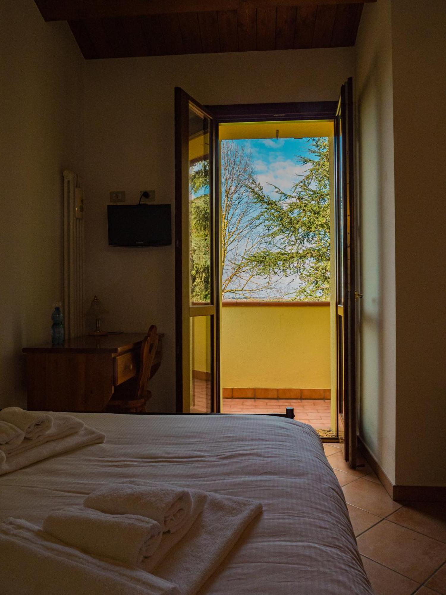 B&B Villa Erika Lugo  Eksteriør billede