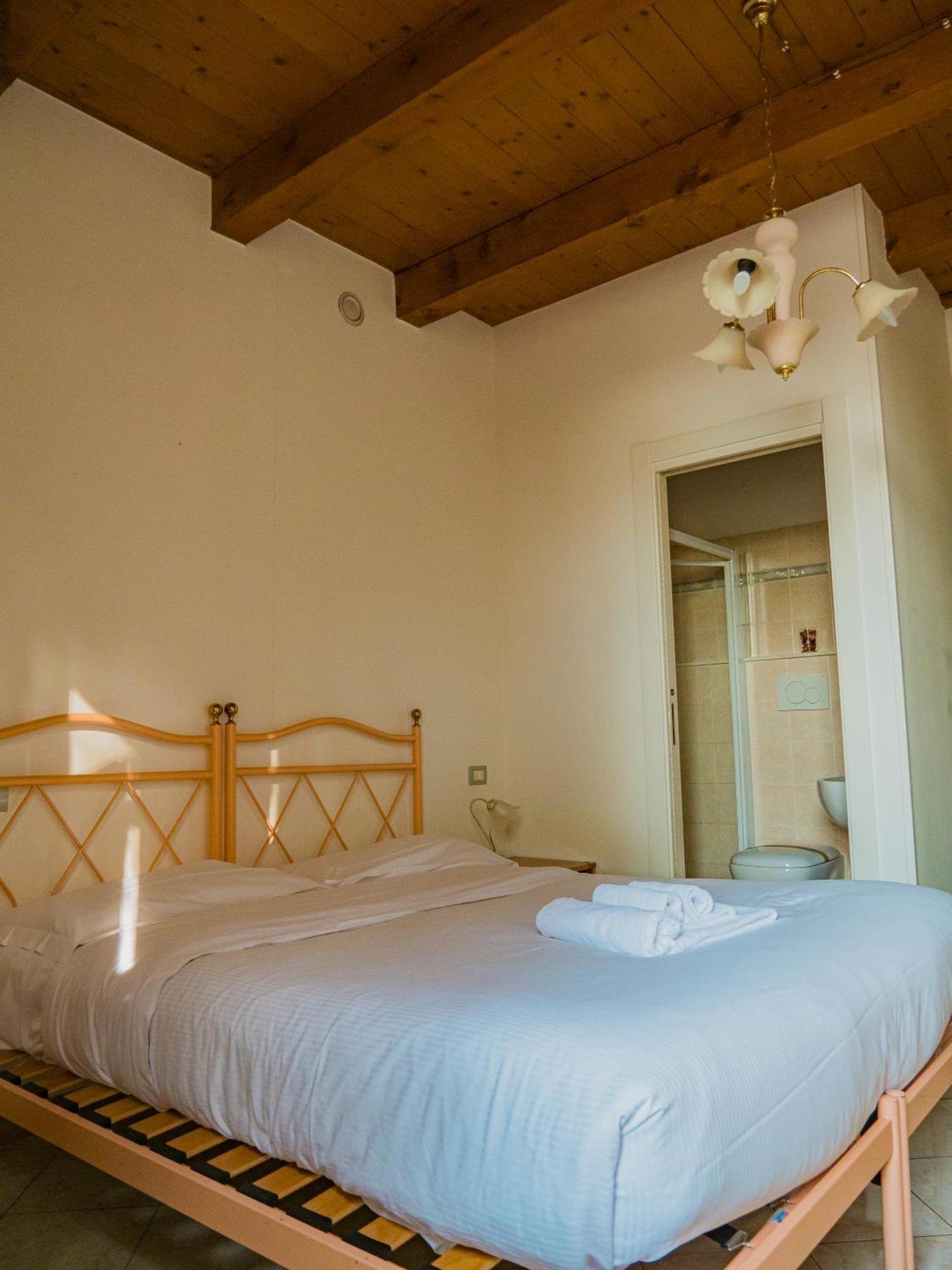 B&B Villa Erika Lugo  Eksteriør billede