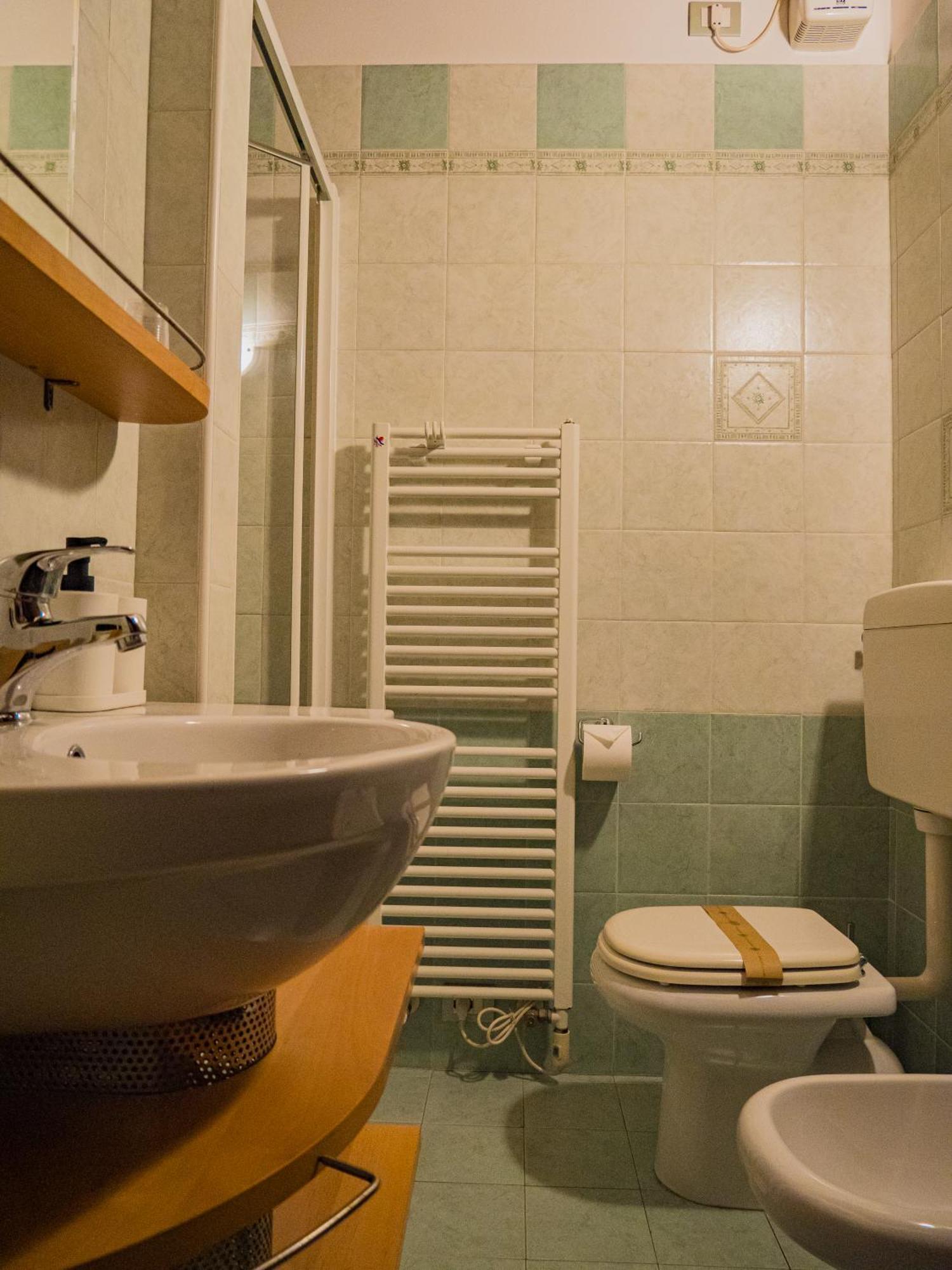 B&B Villa Erika Lugo  Eksteriør billede