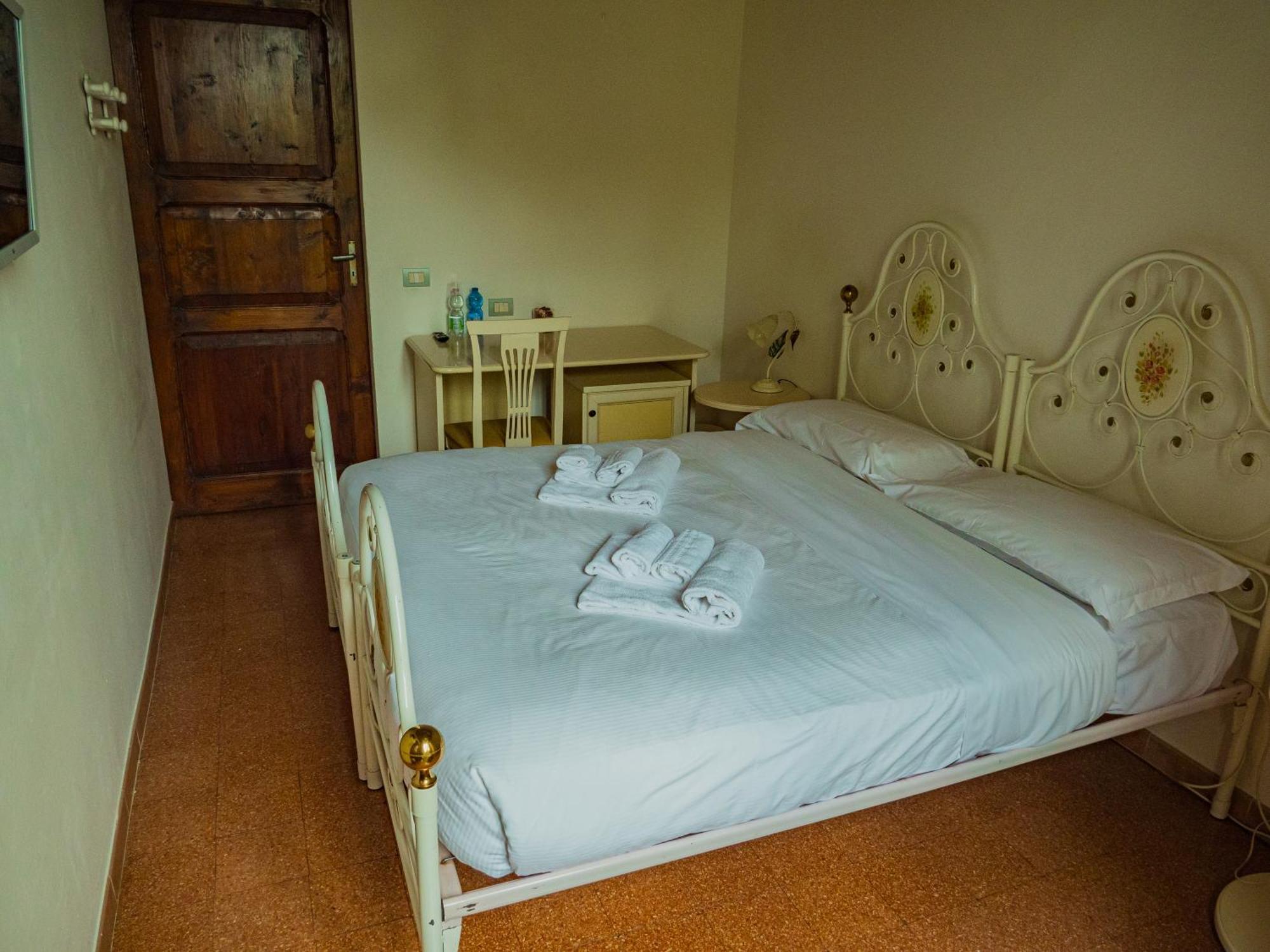 B&B Villa Erika Lugo  Eksteriør billede