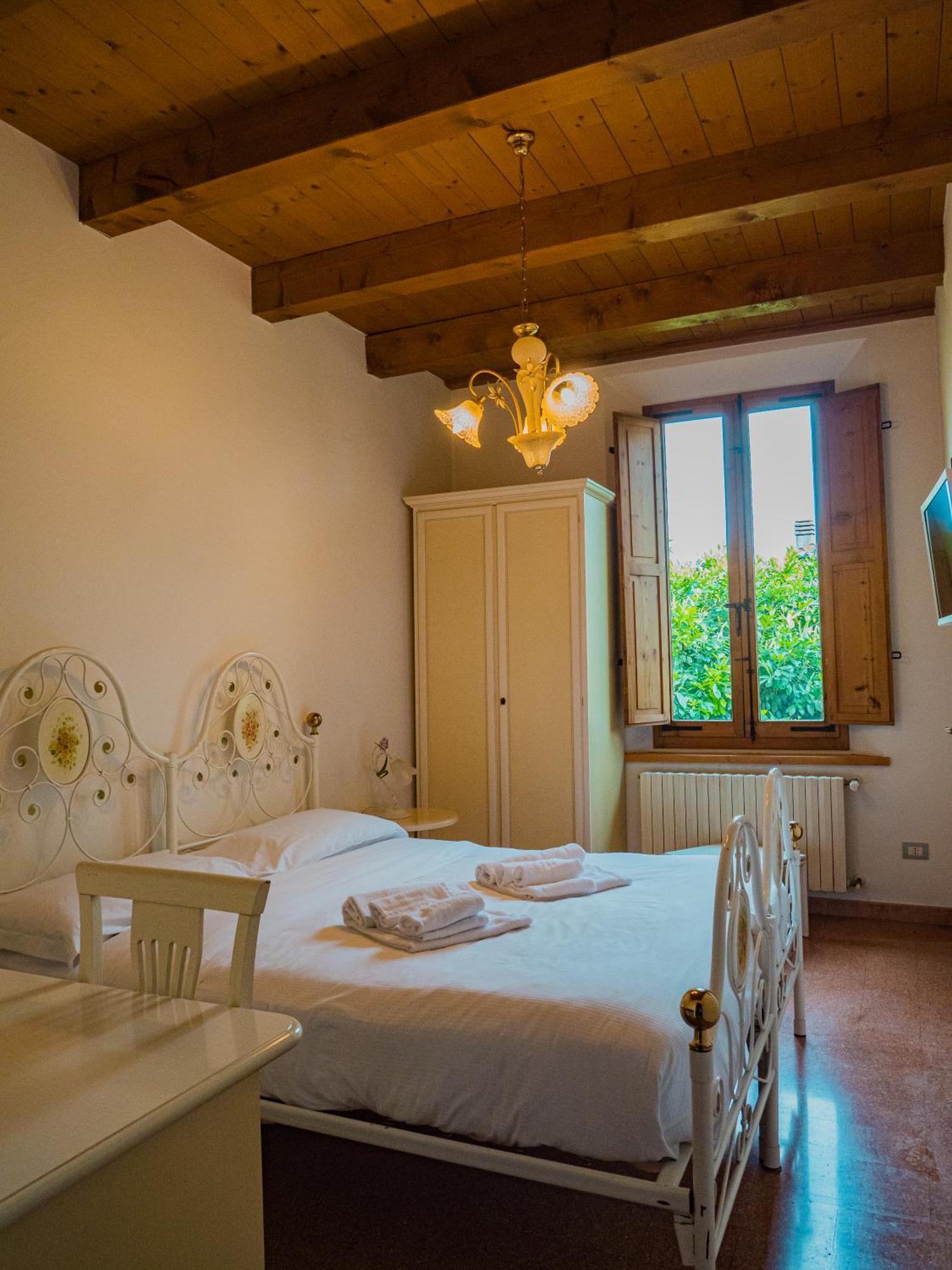 B&B Villa Erika Lugo  Eksteriør billede